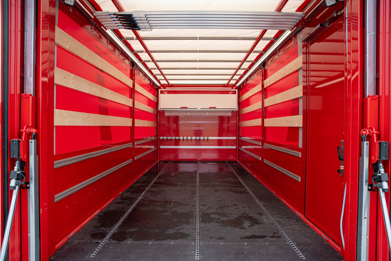 Abrollbehälter AB-Hygiene/ Logistik Feuerwehr Nienburg