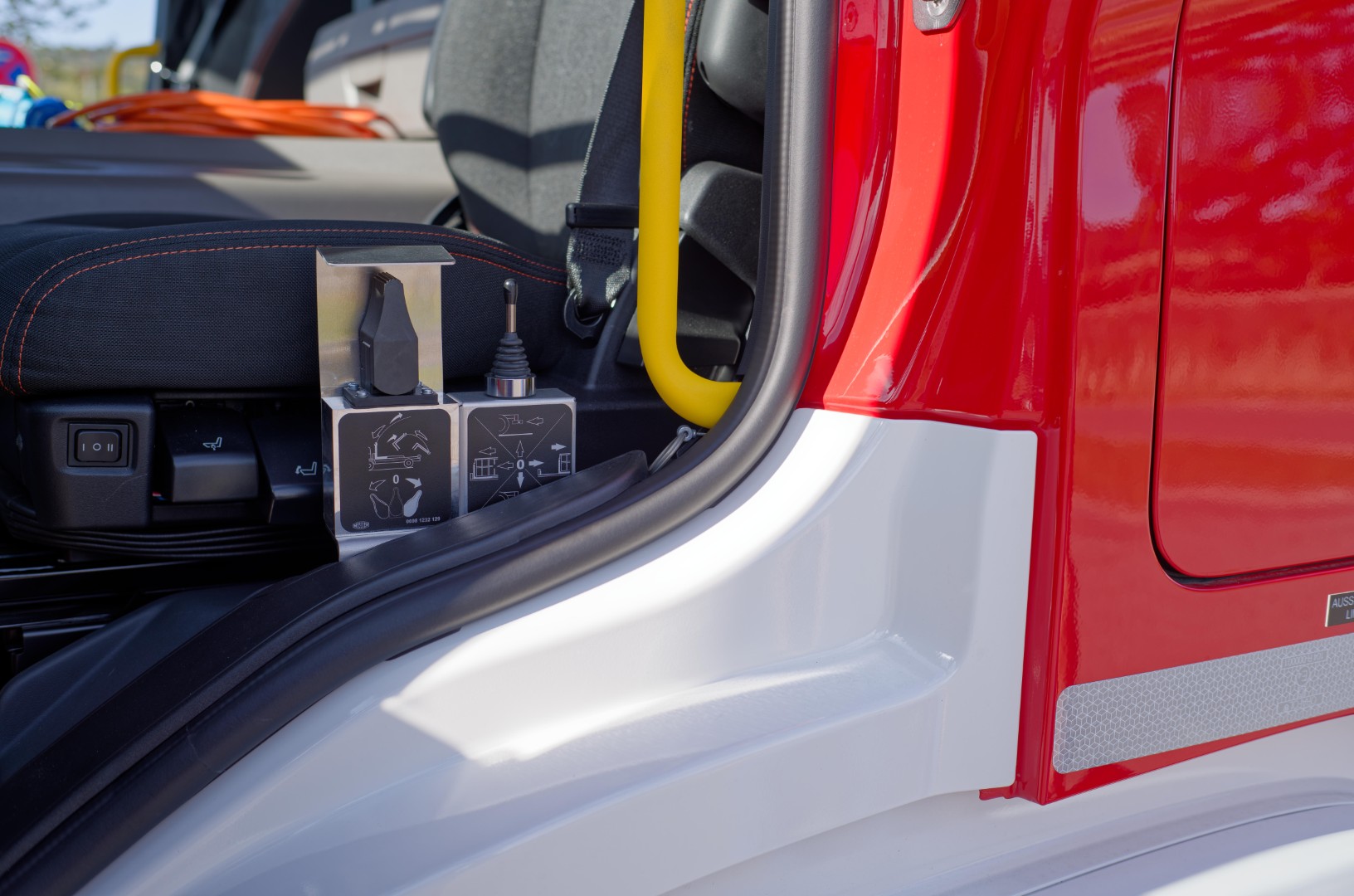 SCANIA Feuerwehrfahrzeug LKW Wechsllader WLF 26/6900, Feuerwehr Gütersloh Abrollkipper Meiller MEINDL Fahrzeugbau