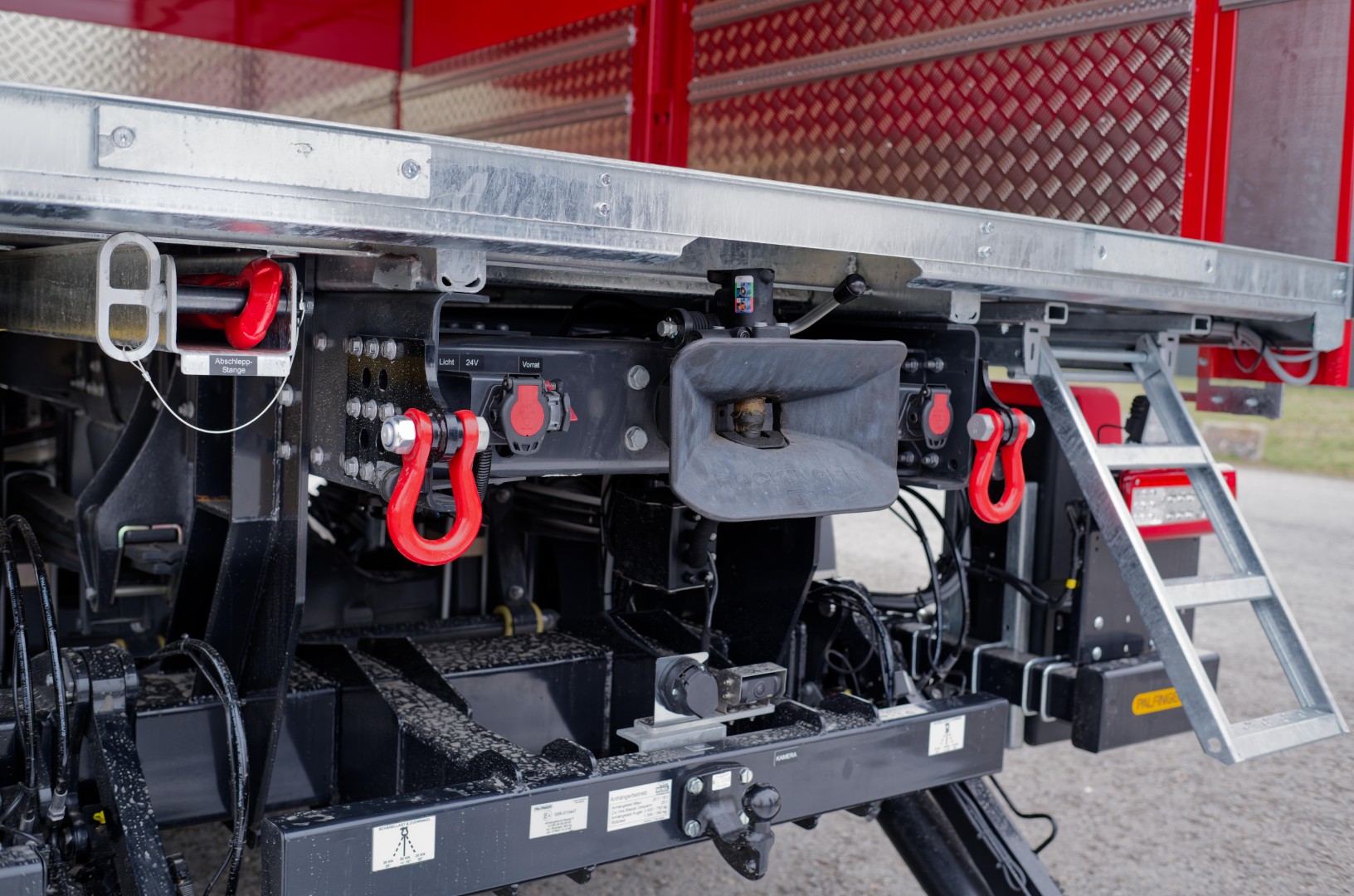 Gerätewagen Logistik 2 GW-L2 Feuerwehr Löhne Meindl Fahrzeugbau GmbH Volvo Wesle