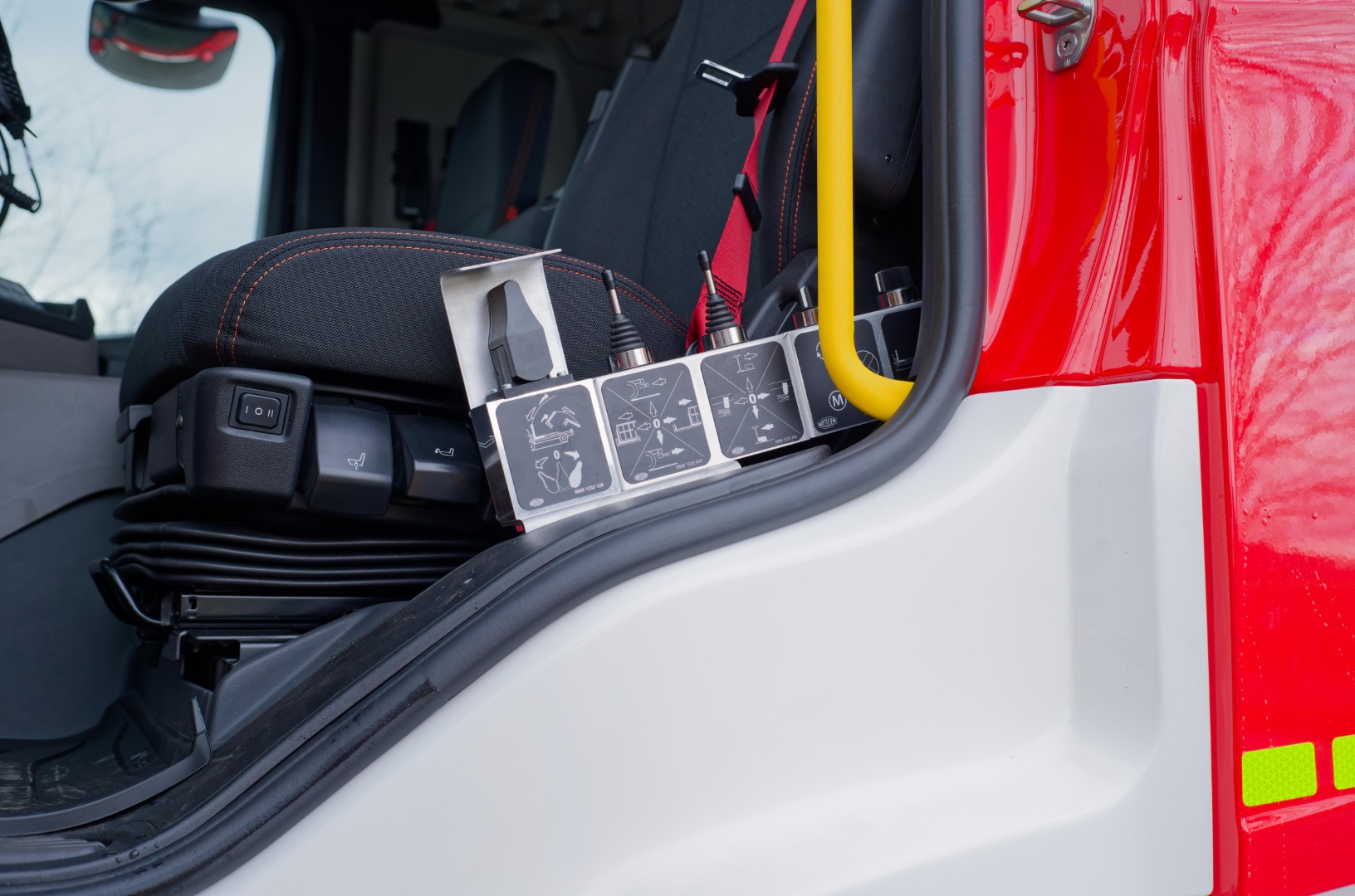 SCANIA Feuerwehrfahrzeug LKW Wechsellader WLF 32/6900, Feuerwehr Warendorf Abrollkipper Meiller MEINDL Fahrzeugbau Hänsch DBS850 Rotzler TR030 Fire Treibmatic