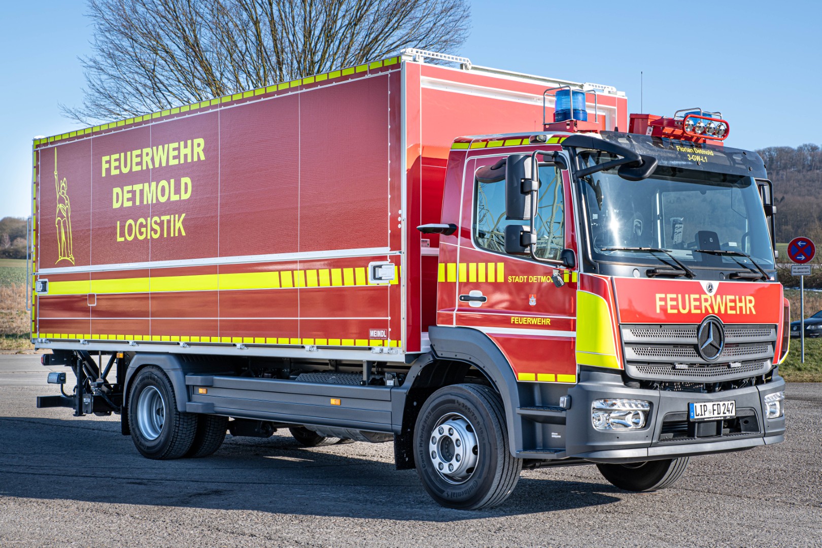 Gerätewagen Logistik der Feuerwehr Detmold bestehender Schwenkwandaufbau