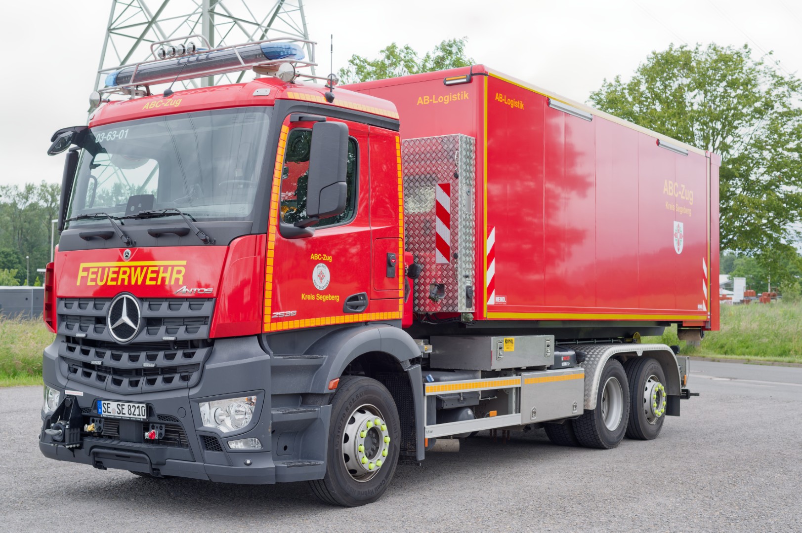 Abrollbehälter AB-Logistik Feuerwehr Segeberg ABC Zug