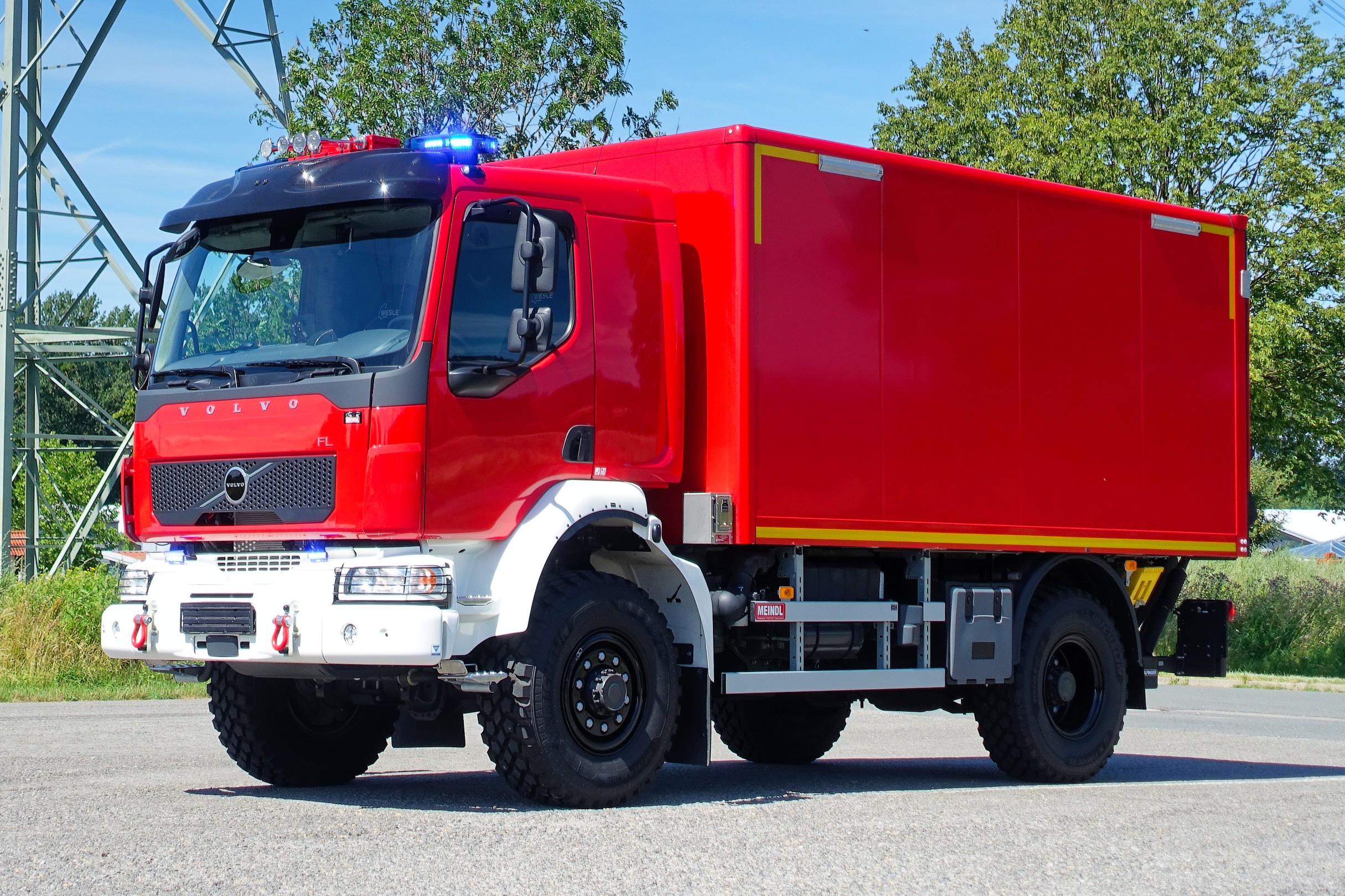 Feuerwehr Wuppertal Gerätewagen Logistik GW-L2 Meindl Fahrzeugbau GmbH Volvo FL Wesle Nutzfahrzeuge