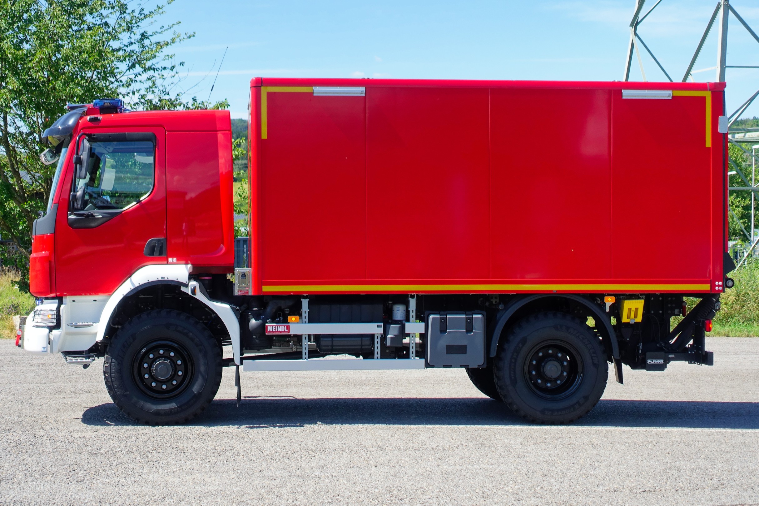 Feuerwehr Wuppertal Gerätewagen Logistik GW-L2 Meindl Fahrzeugbau GmbH Volvo FL Wesle Nutzfahrzeuge