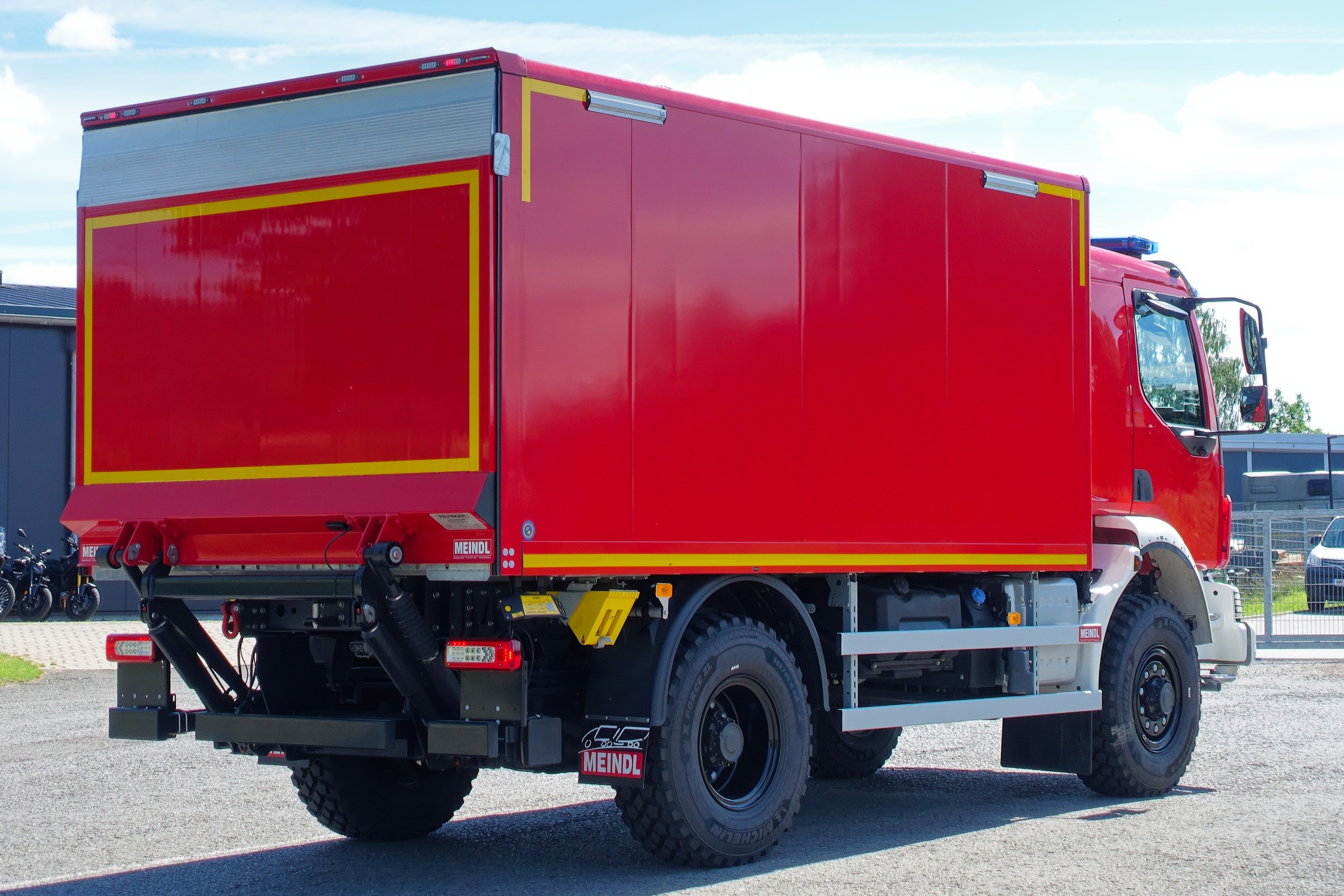 Feuerwehr Wuppertal Gerätewagen Logistik GW-L2 Meindl Fahrzeugbau GmbH Volvo FL Wesle Nutzfahrzeuge