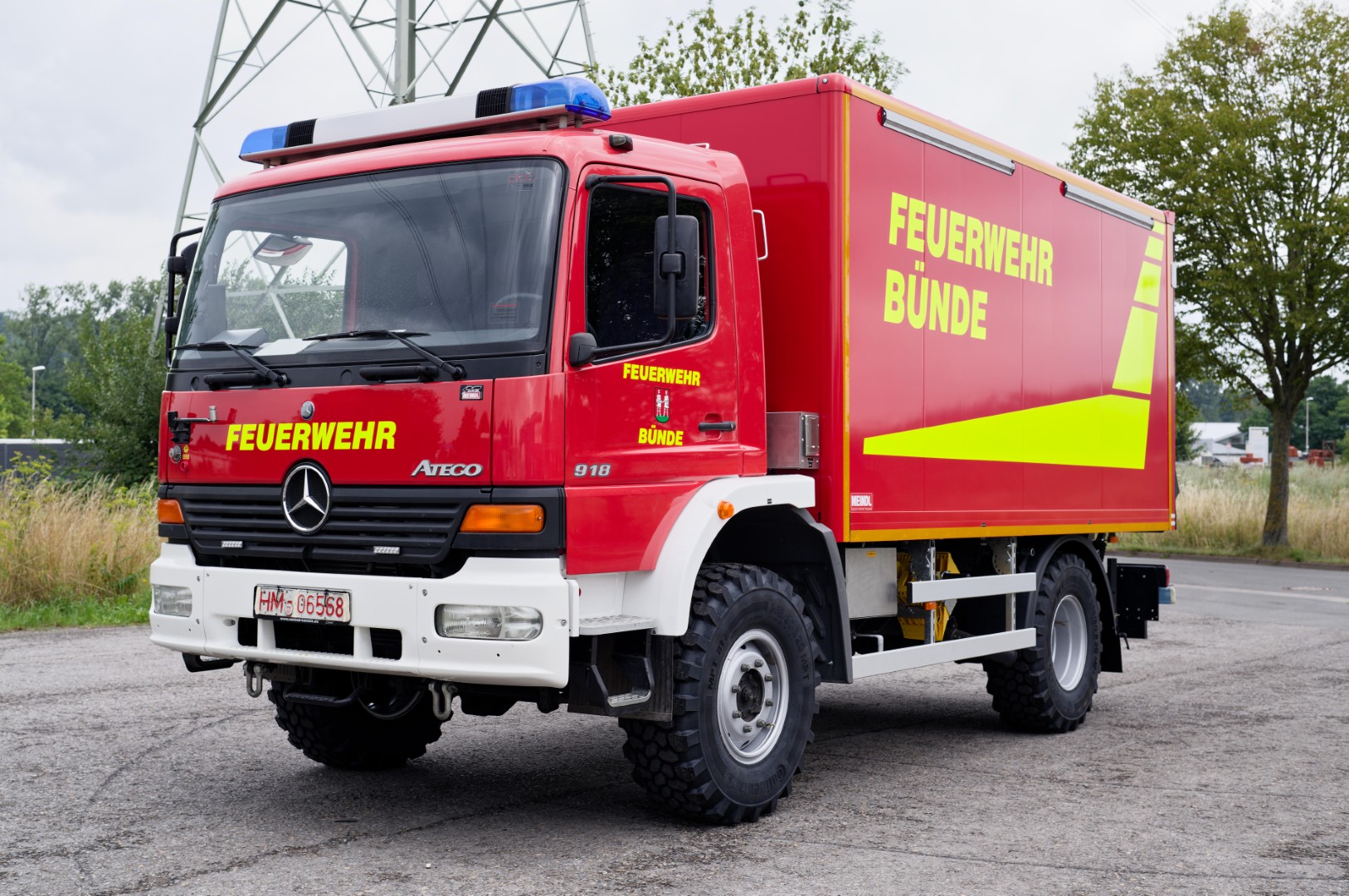 Feuerwehr Bünde Gerätewagen Logitstik 1 GWL1, Meindl Fahrzeugbau GmbH Hameln 