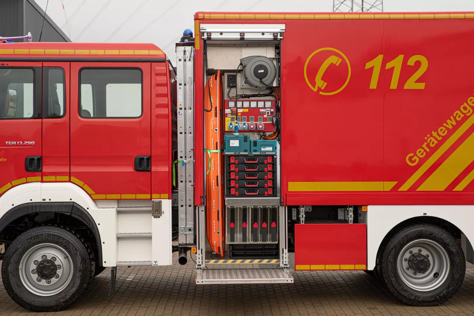 Gerätewagen Logistik Feuerwehr Hille GW-L2 DIN 14555-22